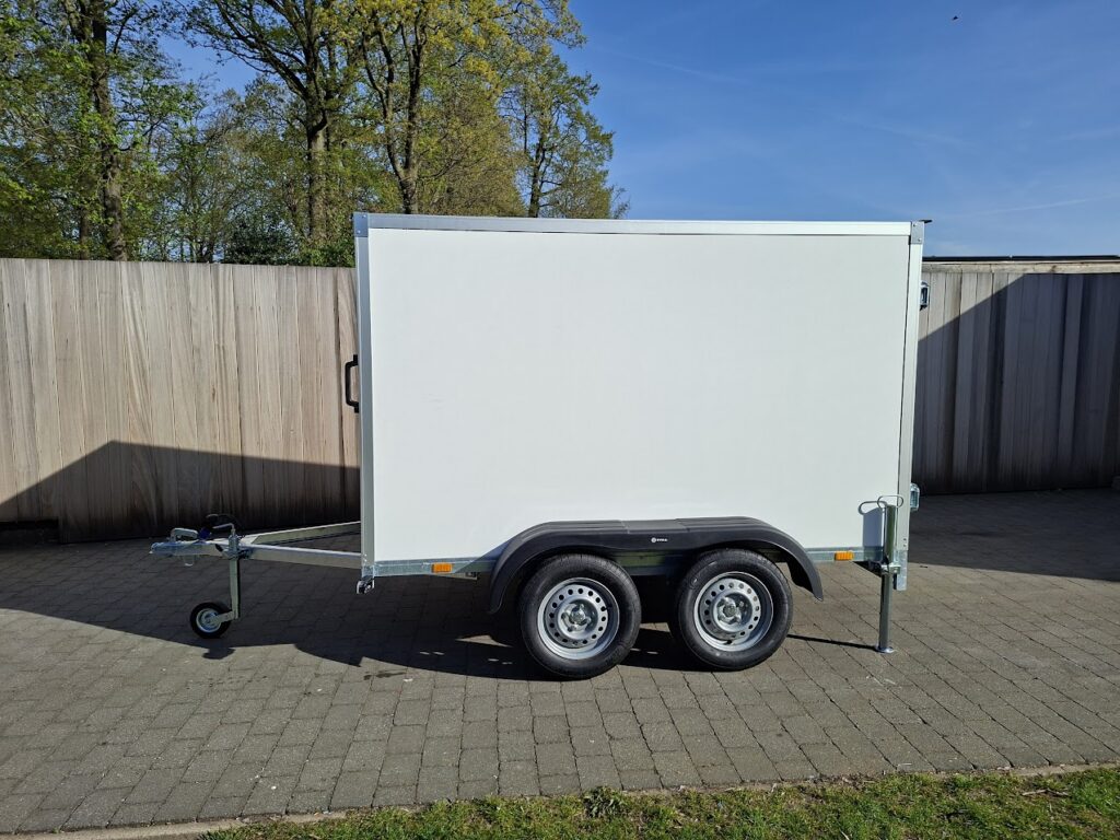 Syma gesloten dubbel as