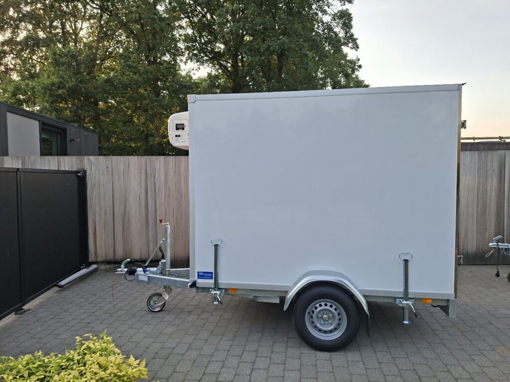 Koelwagen enkel as - geremd